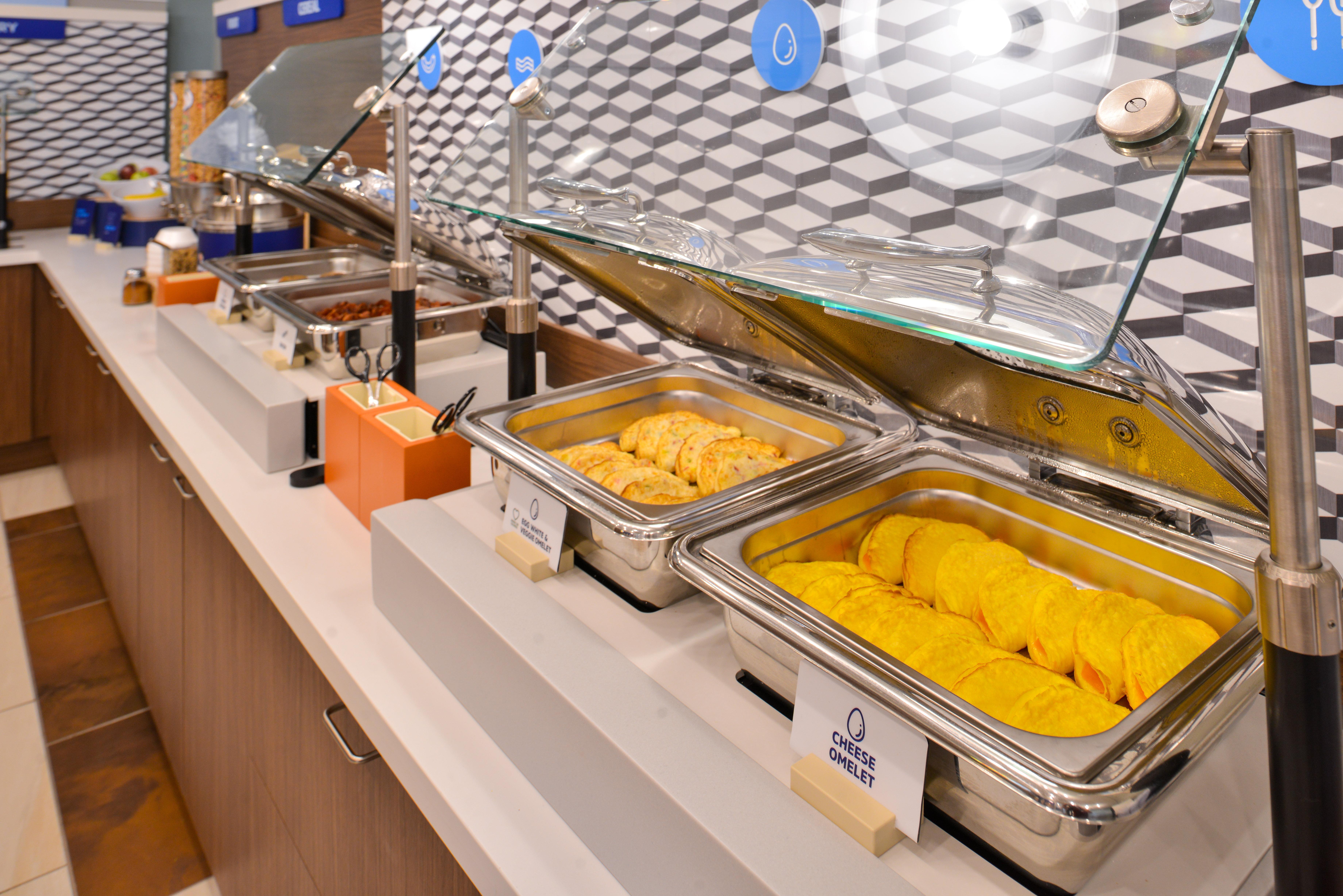 Holiday Inn Express & Suites - Detroit North - Roseville By Ihg מראה חיצוני תמונה